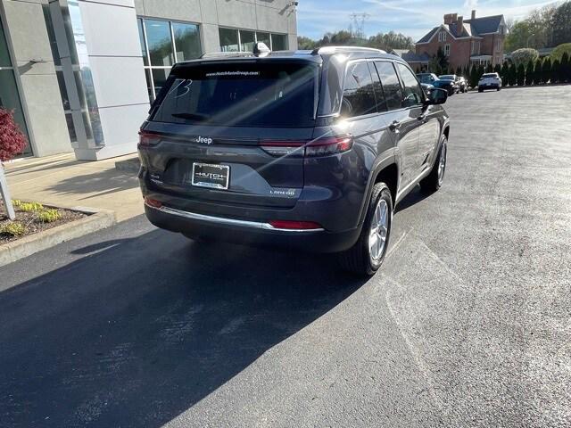 2025 Jeep Grand Cherokee GRAND CHEROKEE LAREDO X 4X4