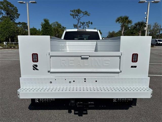 2024 RAM Ram 3500 Chassis Cab RAM 3500 TRADESMAN CREW CAB CHASSIS 4X4 60 CA