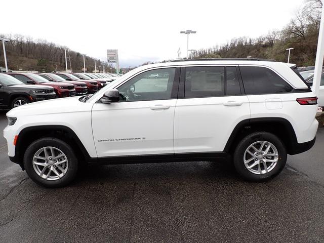 2025 Jeep Grand Cherokee GRAND CHEROKEE LAREDO X 4X4