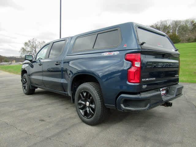 2021 Chevrolet Silverado 1500 4WD Crew Cab Short Bed Custom