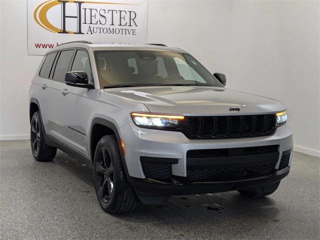 2023 Jeep Grand Cherokee L Altitude 4x4