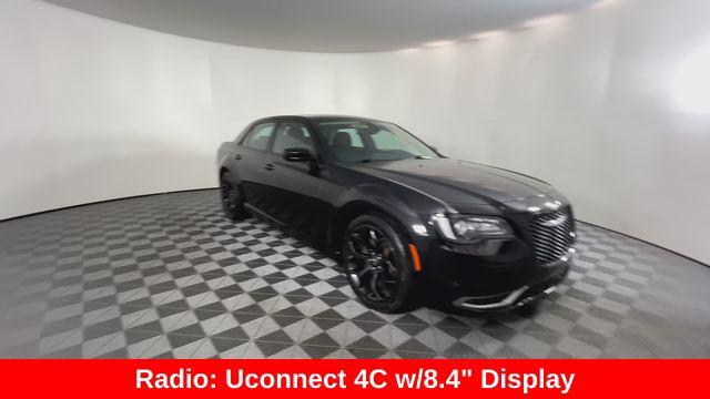 2019 Chrysler 300 Touring