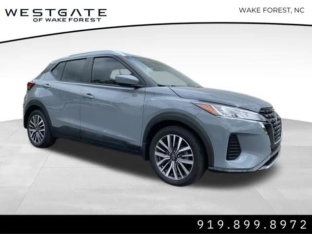 2022 Nissan Kicks SV Xtronic CVT