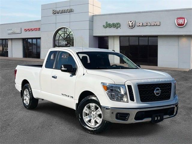 2019 Nissan TITAN SV