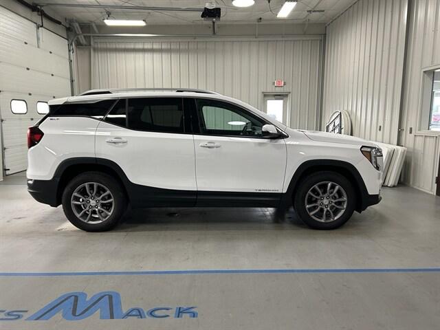 2022 GMC Terrain AWD SLT