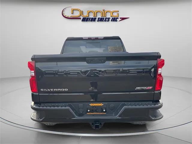 2022 Chevrolet Silverado 1500 4WD Crew Cab Short Bed ZR2
