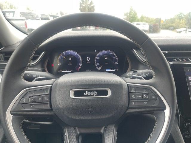 2023 Jeep Grand Cherokee L Laredo 4x2