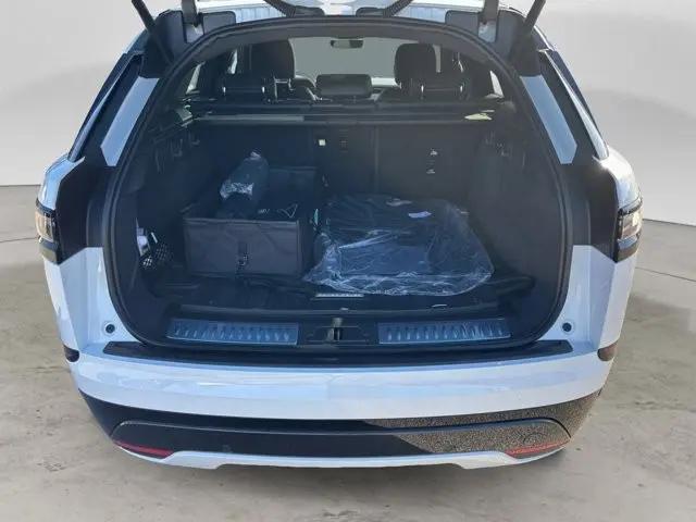 2026 Land Rover Range Rover Velar P250 Dynamic SE