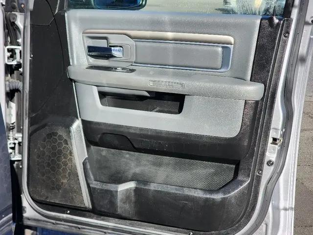2019 Ram 1500 Classic Big Horn Crew Cab 4x4 6'4" Box