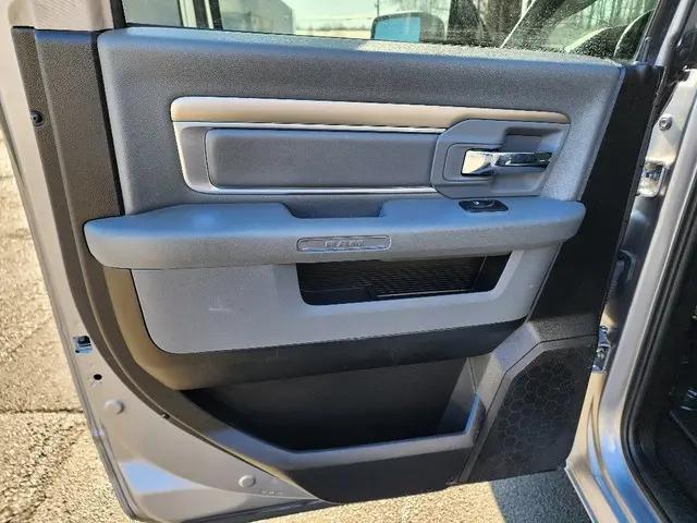 2019 Ram 1500 Classic Big Horn Crew Cab 4x4 6'4" Box