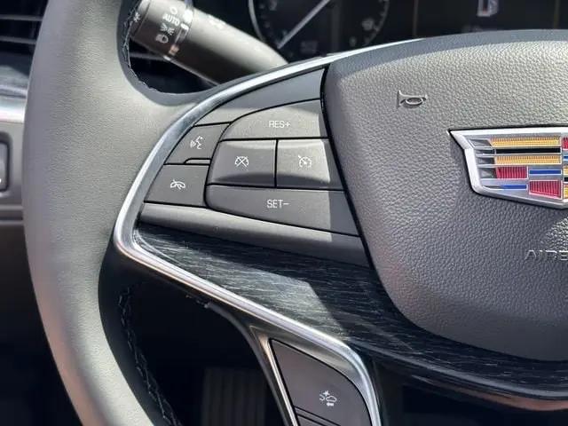 2025 Cadillac XT5 FWD Premium Luxury