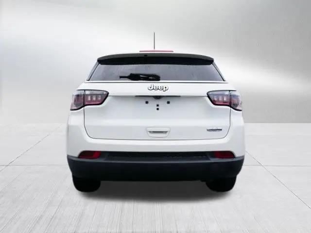 2021 Jeep Compass Latitude FWD