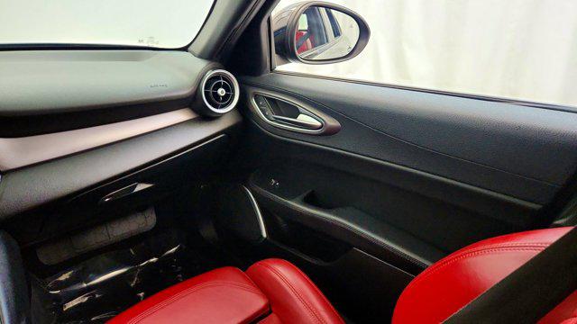 2022 Alfa Romeo Giulia Veloce Ti RWD
