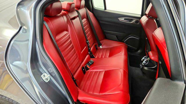 2022 Alfa Romeo Giulia Veloce Ti RWD