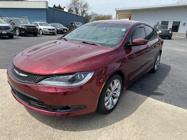 2016 Chrysler 200 S