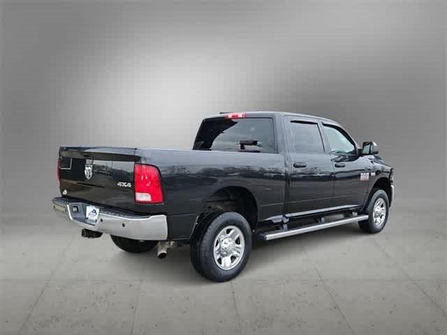 2017 RAM 2500 Tradesman Crew Cab 4x4 64 Box