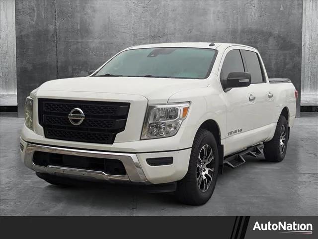 2020 Nissan TITAN Crew Cab SV 4x2