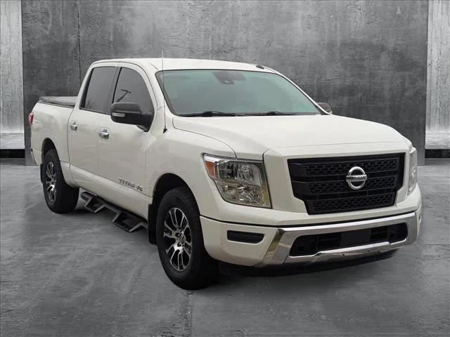 2020 Nissan TITAN Crew Cab SV 4x2