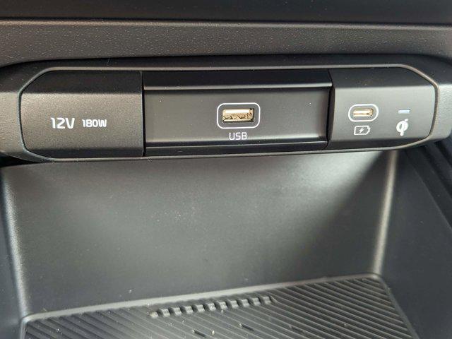 2025 Kia Niro EX