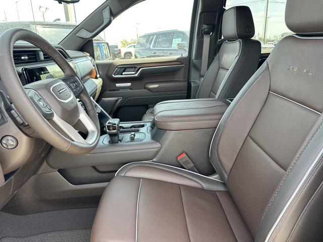 2025 GMC Sierra 1500 4WD Crew Cab Short Box Denali