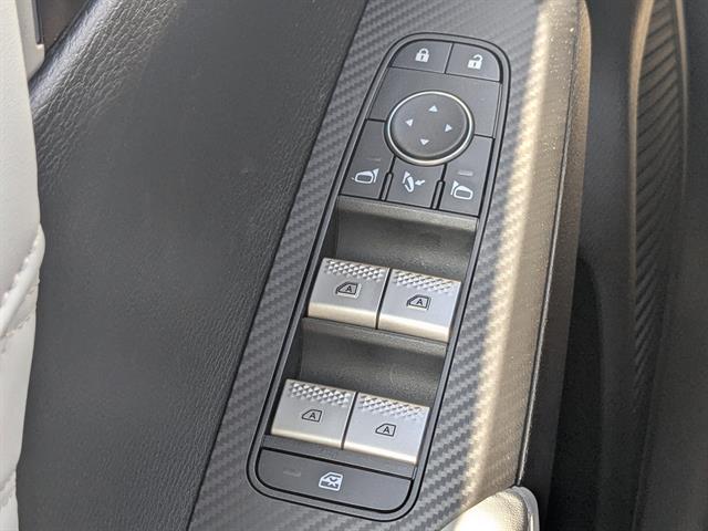 2025 Mitsubishi Outlander PHEV SEL S-AWC