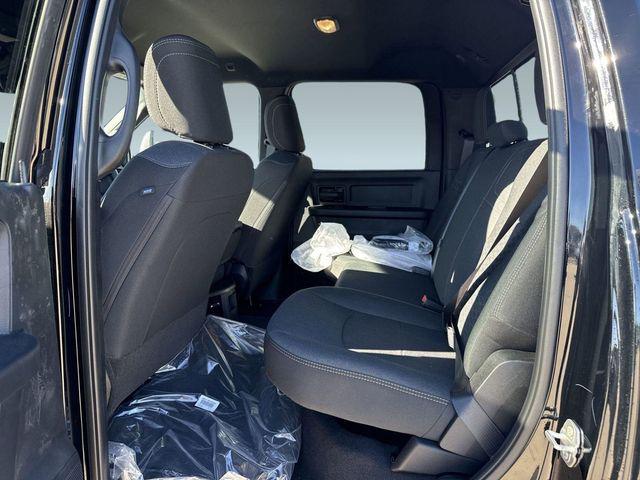 2025 Ram 2500 Tradesman Crew Cab 4x4 6'4" Box