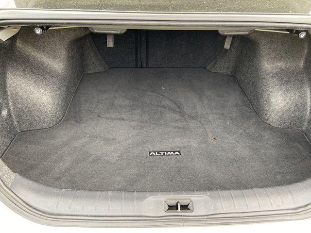 2023 Nissan Altima SR FWD