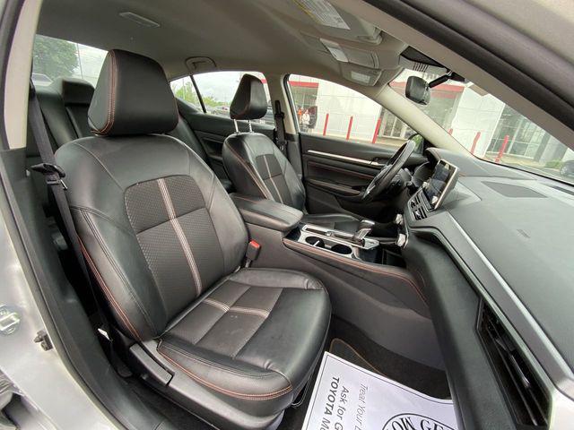 2023 Nissan Altima SR FWD