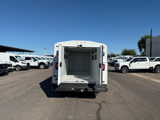 2024 Ford Transit Cutaway Unknown