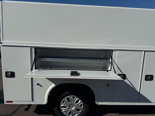 2024 Ford Transit Cutaway Unknown