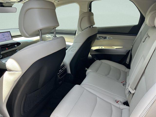 2026 Genesis GV70 2.5T Select