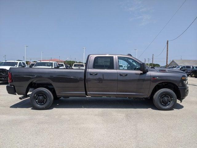 2025 RAM Ram 2500 RAM 2500 TRADESMAN CREW CAB 4X4 8 BOX
