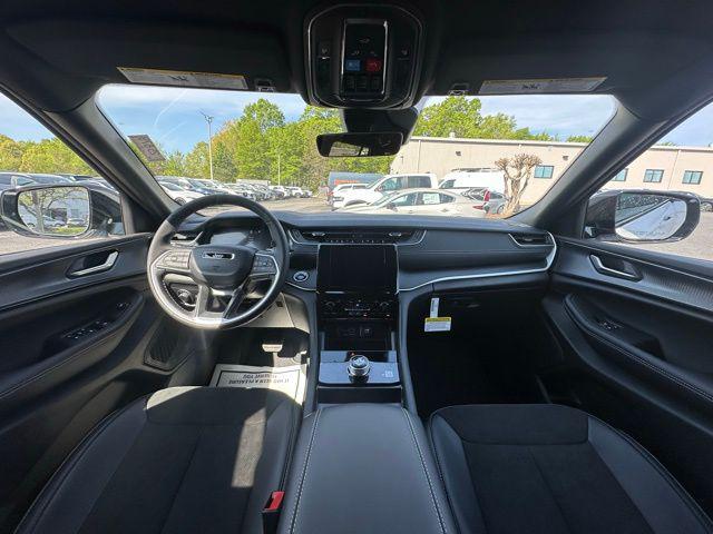 2025 Jeep Grand Cherokee GRAND CHEROKEE ALTITUDE 4X4