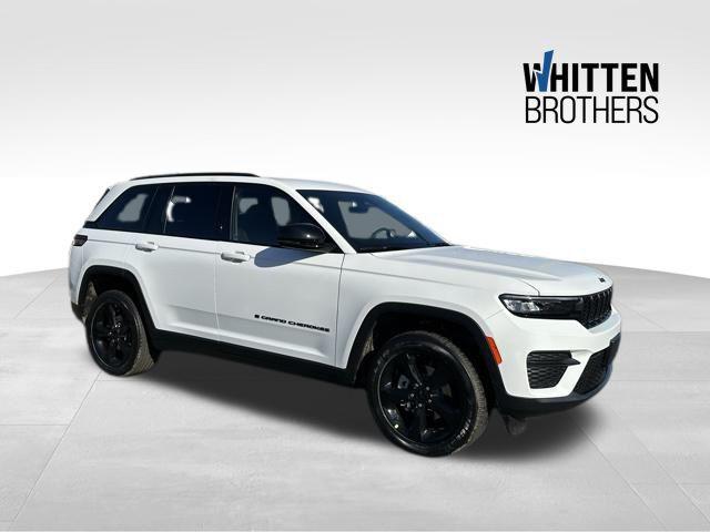 2025 Jeep Grand Cherokee GRAND CHEROKEE ALTITUDE 4X4