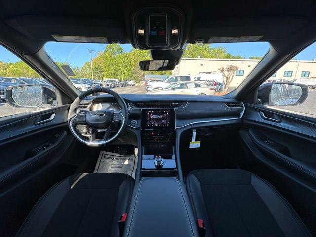 2025 Jeep Grand Cherokee GRAND CHEROKEE ALTITUDE 4X4
