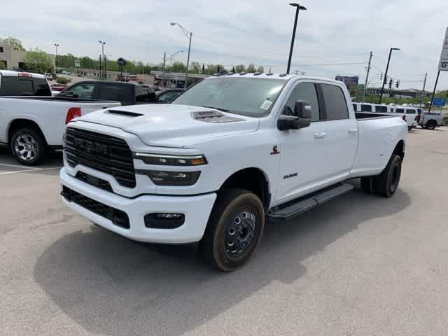 2025 RAM Ram 3500 RAM 3500 LARAMIE CREW CAB 4X4 8 BOX