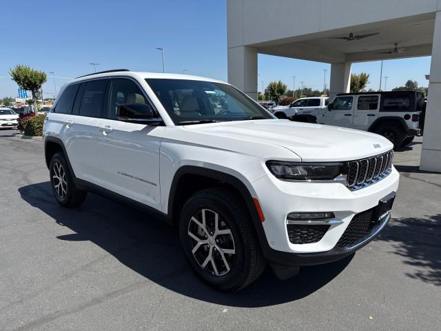 2025 Jeep Grand Cherokee GRAND CHEROKEE LIMITED 4X4