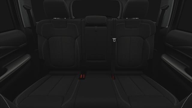 2025 Jeep Grand Cherokee GRAND CHEROKEE LAREDO 4X2