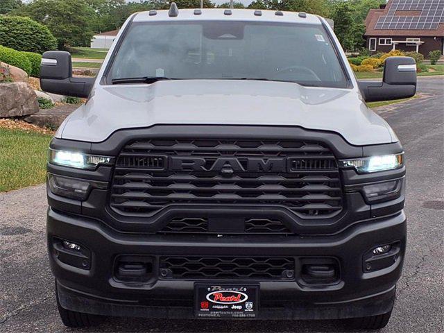 2025 RAM Ram 2500 RAM 2500 TRADESMAN CREW CAB 4X4 8 BOX