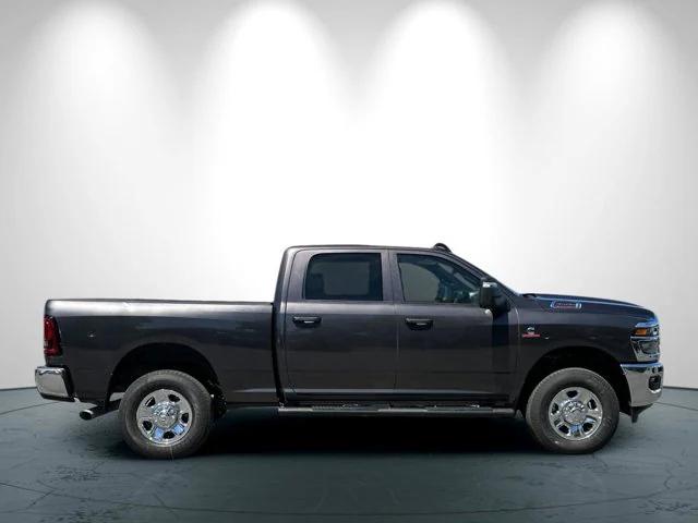 2025 RAM Ram 3500 RAM 3500 TRADESMAN CREW CAB 4X4 64 BOX