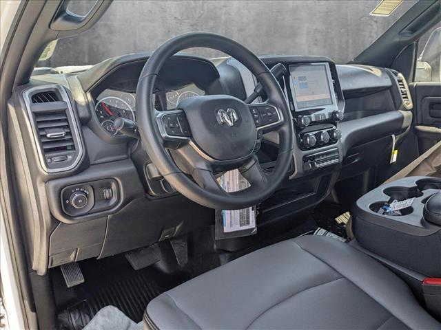 2025 RAM Ram 5500 Chassis Cab RAM 5500 TRADESMAN CHASSIS REGULAR CAB 4X2 120 CA