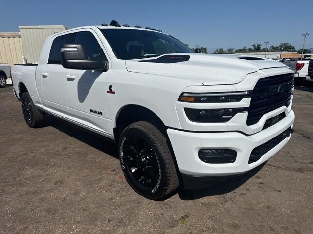 2025 RAM Ram 2500 RAM 2500 LARAMIE MEGA CAB 4X4 64 BOX