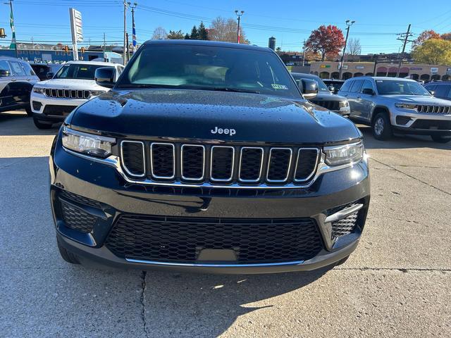 2025 Jeep Grand Cherokee GRAND CHEROKEE LAREDO 4X4 2025 Jeep Grand Cherokee GRAND CHEROKEE LAREDO 4X4