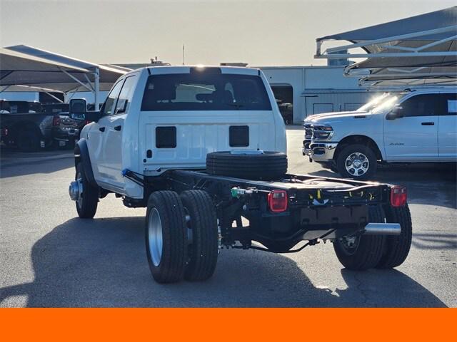 2025 RAM Ram 5500 Chassis Cab RAM 5500 TRADESMAN CHASSIS CREW CAB 4X4 84 CA
