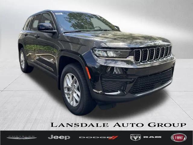 2025 Jeep Grand Cherokee GRAND CHEROKEE LAREDO X 4X4
