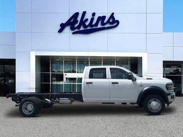 2025 RAM Ram 5500 Chassis Cab RAM 5500 TRADESMAN CHASSIS CREW CAB 4X4 84 CA