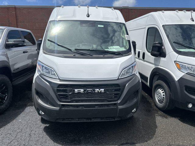 2025 RAM Ram ProMaster RAM PROMASTER 3500 TRADESMAN CARGO VAN HIGH ROOF 159 WB EXT