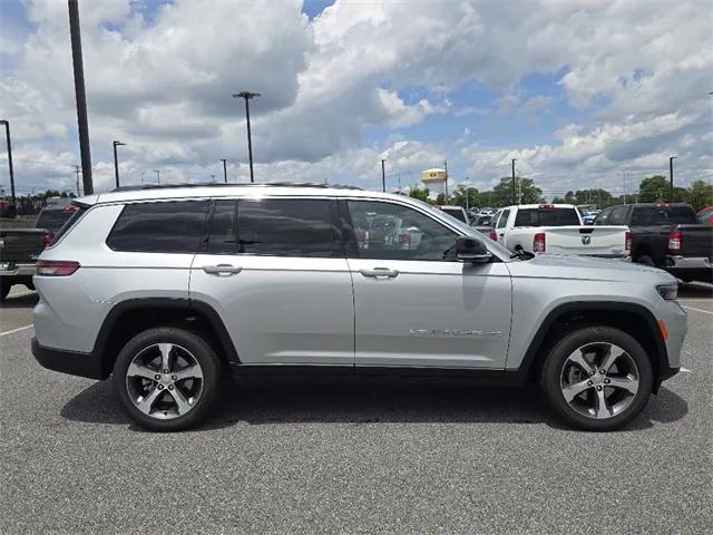 2025 Jeep Grand Cherokee GRAND CHEROKEE L LIMITED 4X4