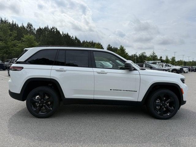2025 Jeep Grand Cherokee GRAND CHEROKEE LIMITED 4X2