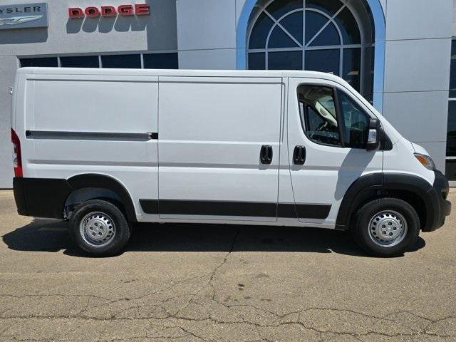 2025 RAM Ram ProMaster RAM PROMASTER 1500 TRADESMAN CARGO VAN LOW ROOF 136 WB